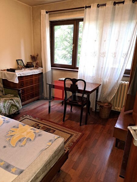 Bd. Brancoveanu vanzare apartament 4 camere decomandat